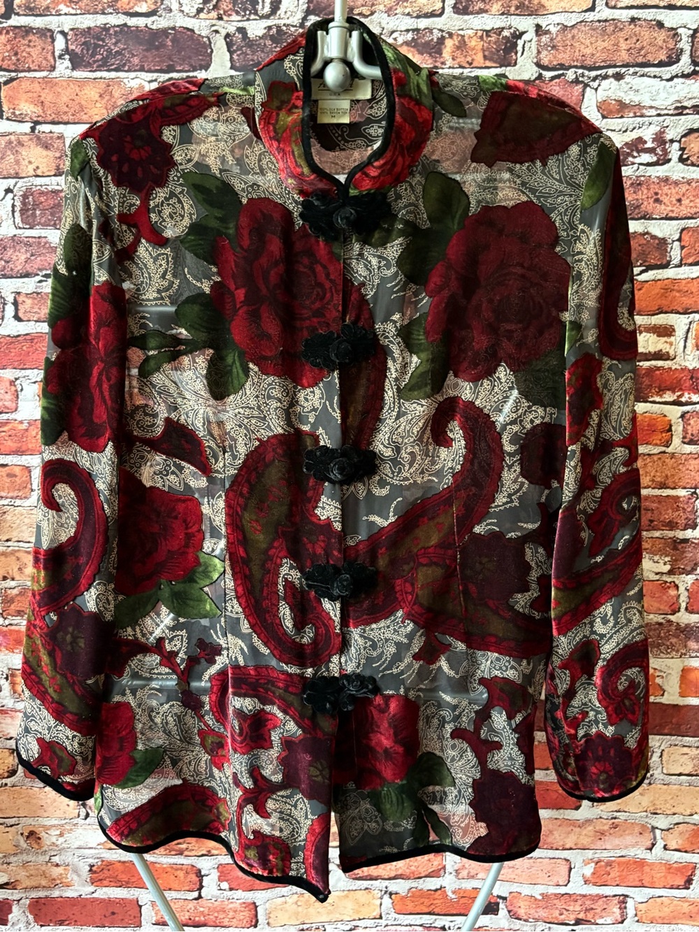 Vintage Anis. A Red Rose Floral Burnout Sheer Mandarin-Collar Frog Knot Blouse M